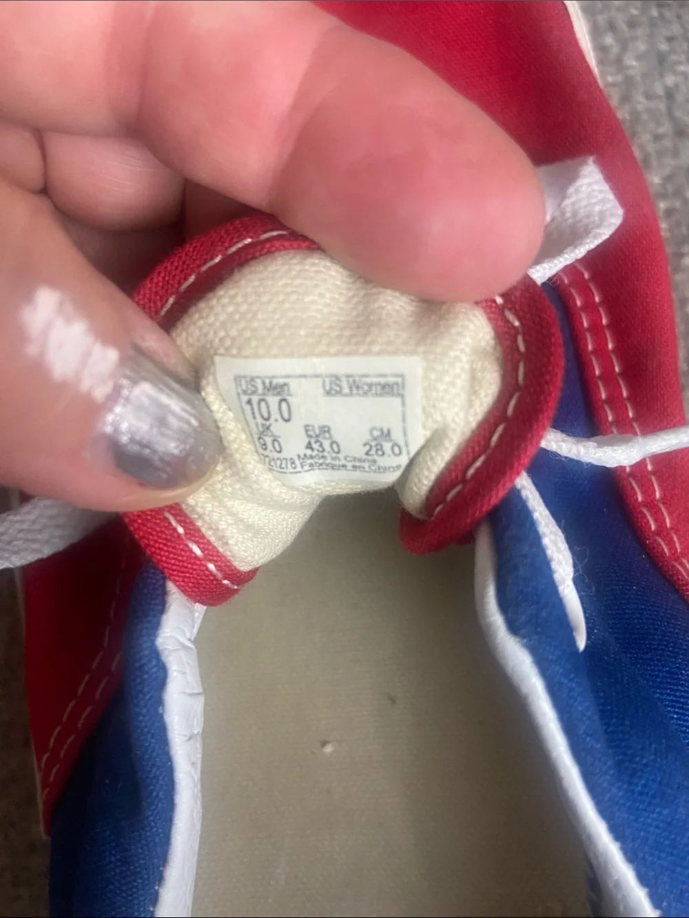Vans Two-Tone Red and Blue Low-Top Canvas Sneakers Men’s size 10